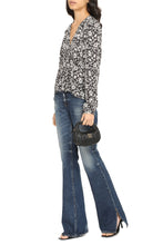 Load image into Gallery viewer, Eddy printed viscose blouse
