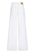 Load image into Gallery viewer, Lemony wide leg jeans
