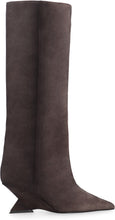 Load image into Gallery viewer, Cheope Suede boots
