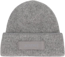 Load image into Gallery viewer, Gros Grain Knitted beanie
