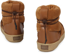 Load image into Gallery viewer, Suede ankle boots
