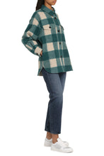 Load image into Gallery viewer, Harveli wool blend overshirt
