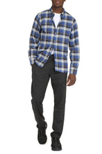 Load image into Gallery viewer, Everyday front buttons cotton shirt
