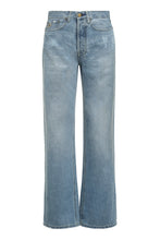 Load image into Gallery viewer, Skater loose-fit jeans

