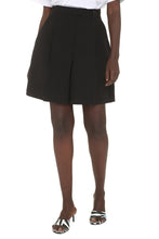 Load image into Gallery viewer, Cotton bermuda shorts
