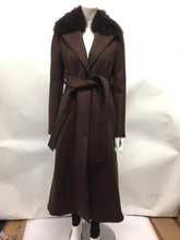 Load image into Gallery viewer, Wool long coat
