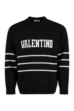 Load image into Gallery viewer, Long sleeve crew-neck sweater
