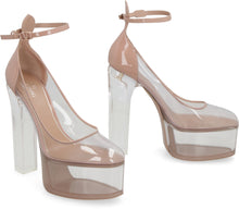 Load image into Gallery viewer, Valentino Garavani - Tan-Go platform pump

