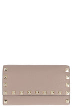 Load image into Gallery viewer, Rockstud leather wallet
