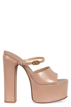 Load image into Gallery viewer, Valentino Garavani - Patent leather mules
