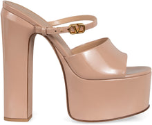Load image into Gallery viewer, Valentino Garavani - Patent leather mules
