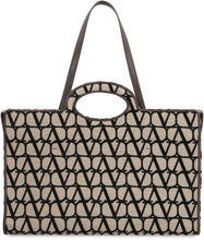 Load image into Gallery viewer, Valentino Garavani - Le Troisième tote

