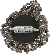 Load image into Gallery viewer, Floral metal brooch
