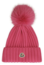 Load image into Gallery viewer, Ribbed knit beanie
