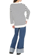 Load image into Gallery viewer, Cotton V-neck sweater
