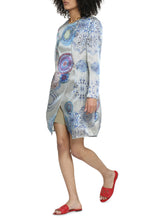 Load image into Gallery viewer, Organza short coat
