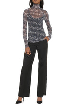 Load image into Gallery viewer, Printed long-sleeve top
