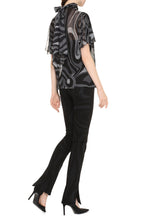 Load image into Gallery viewer, Printed silk top
