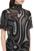 Load image into Gallery viewer, Printed silk top
