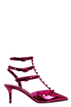Load image into Gallery viewer, Rockstud patent leather slingback
