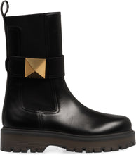 Load image into Gallery viewer, One Stud leather Chelsea boots
