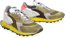 Load image into Gallery viewer, Hunter low-top sneakers
