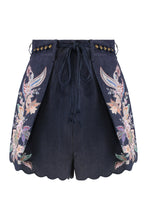 Load image into Gallery viewer, Rhiannon Tuck Printed linen shorts
