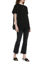 Load image into Gallery viewer, Embroidered star detail cotton t-shirt
