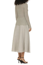 Load image into Gallery viewer, Fine-knit sweater
