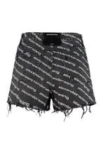 Load image into Gallery viewer, Bite denim shorts
