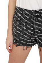 Load image into Gallery viewer, Bite denim shorts
