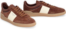 Load image into Gallery viewer, Valentino Garavani - Upvillage Leather low-top sneakers
