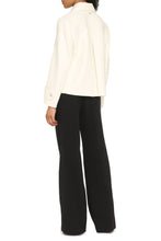 Load image into Gallery viewer, Double-breasted wool and cashmere coat
