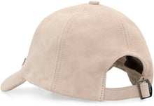 Load image into Gallery viewer, Cap in suede with metal logo
