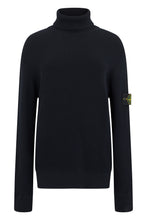Load image into Gallery viewer, Turtleneck sweater
