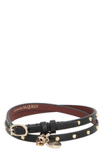Load image into Gallery viewer, Leather bracelet with metal logo pendant and skull
