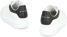 Load image into Gallery viewer, Leather chunky sneakers
