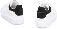 Load image into Gallery viewer, Larry leather sneakers
