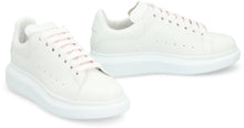 Load image into Gallery viewer, Leather chunky sneakers
