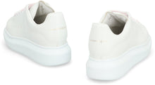 Load image into Gallery viewer, Leather chunky sneakers
