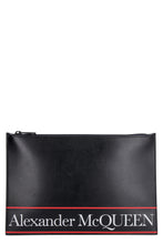 Load image into Gallery viewer, Logo detail flat leather pouch
