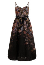 Load image into Gallery viewer, Long floral dress with thin straps
