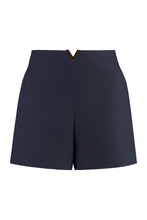 Load image into Gallery viewer, Wool and silk shorts

