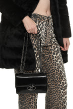 Load image into Gallery viewer, Leather shoulder bag
