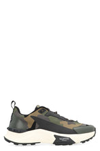 Load image into Gallery viewer, True Act techno fabric low-top sneakers
