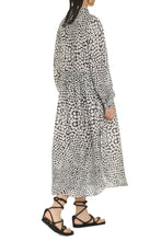 Load image into Gallery viewer, Printed silk dress
