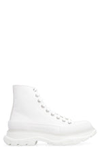 Load image into Gallery viewer, Tread Slick lace-up ankle boots
