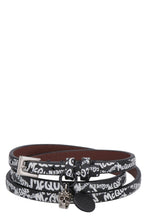 Load image into Gallery viewer, Leather bracelet with metal logo pendant and skull
