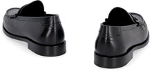 Load image into Gallery viewer, Calfskin loafers
