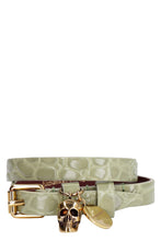 Load image into Gallery viewer, Skull logo plate leather bracelet
